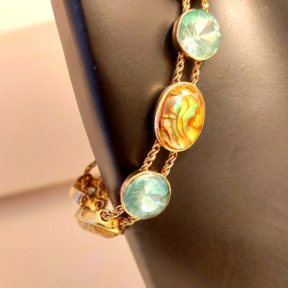 Beautiful Monet bracelet